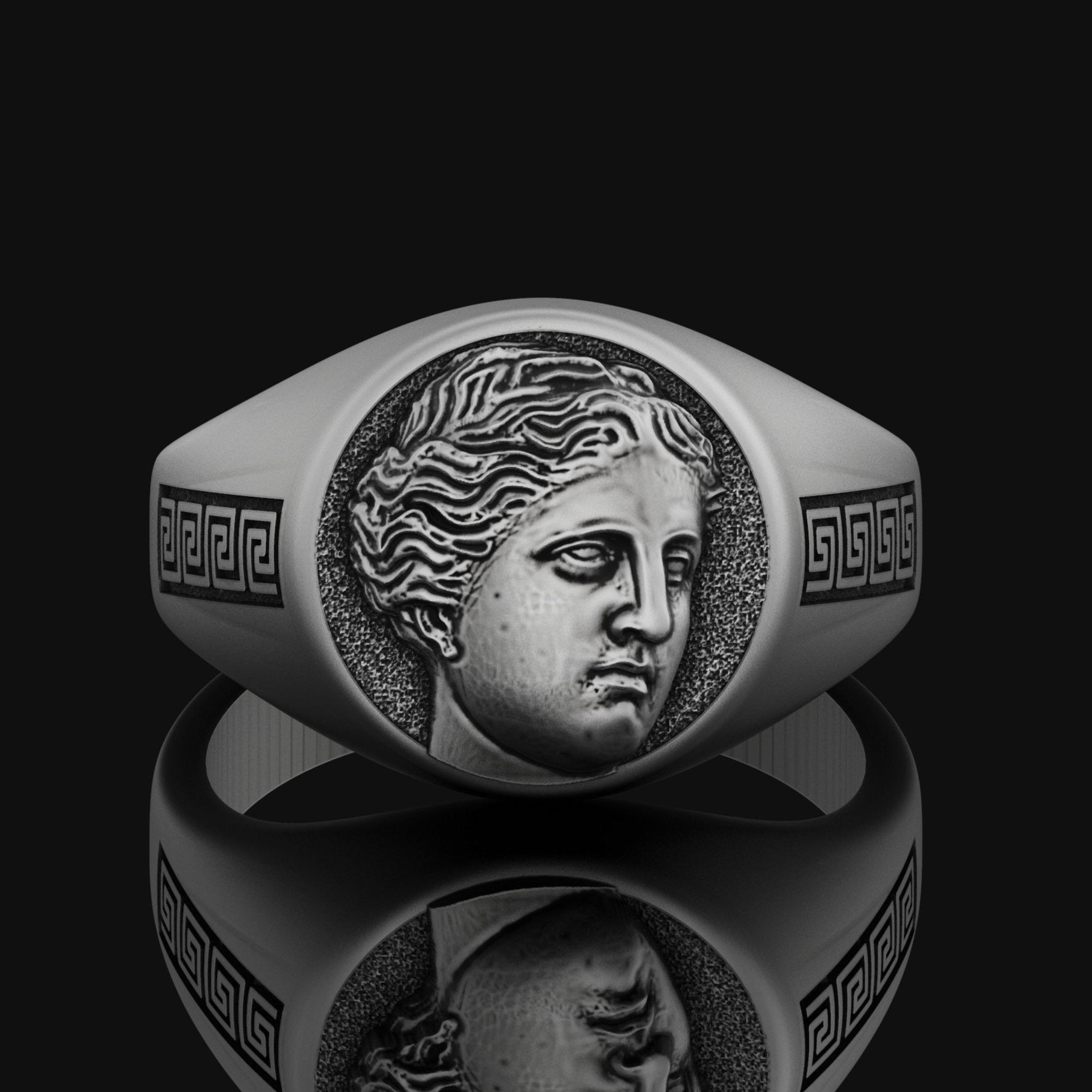 Silver Venus Ring - Roman Goddess of Love Jewelry, Astrological Feminine Symbol, Elegant Beauty Ring