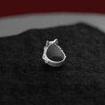 Load image into Gallery viewer, Wolf Head Ring