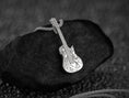 Bild in Galerie-Betrachter laden, Polished 925 sterling silver guitar pendant featuring skull motif,