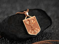 Bild in Galerie-Betrachter laden, Rose gold plated Bundesadler necklace symbolizing heritage,
