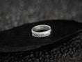 Load image into Gallery viewer, Pebble Texture Wedding Band – Unisex Hammered Stone Pattern Ring