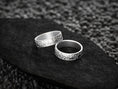 Load image into Gallery viewer, Pebble Texture Wedding Band – Unisex Hammered Stone Pattern Ring