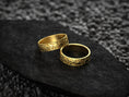 Load image into Gallery viewer, Pebble Texture Wedding Band – Unisex Hammered Stone Pattern Ring