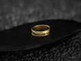 Load image into Gallery viewer, Gold hammered men's ring detail,
