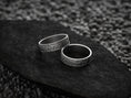 Load image into Gallery viewer, Pebble Texture Wedding Band – Unisex Hammered Stone Pattern Ring