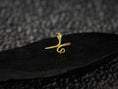 Bild in Galerie-Betrachter laden, Gold plated Cobra Ring showcasing raised texture and fangs