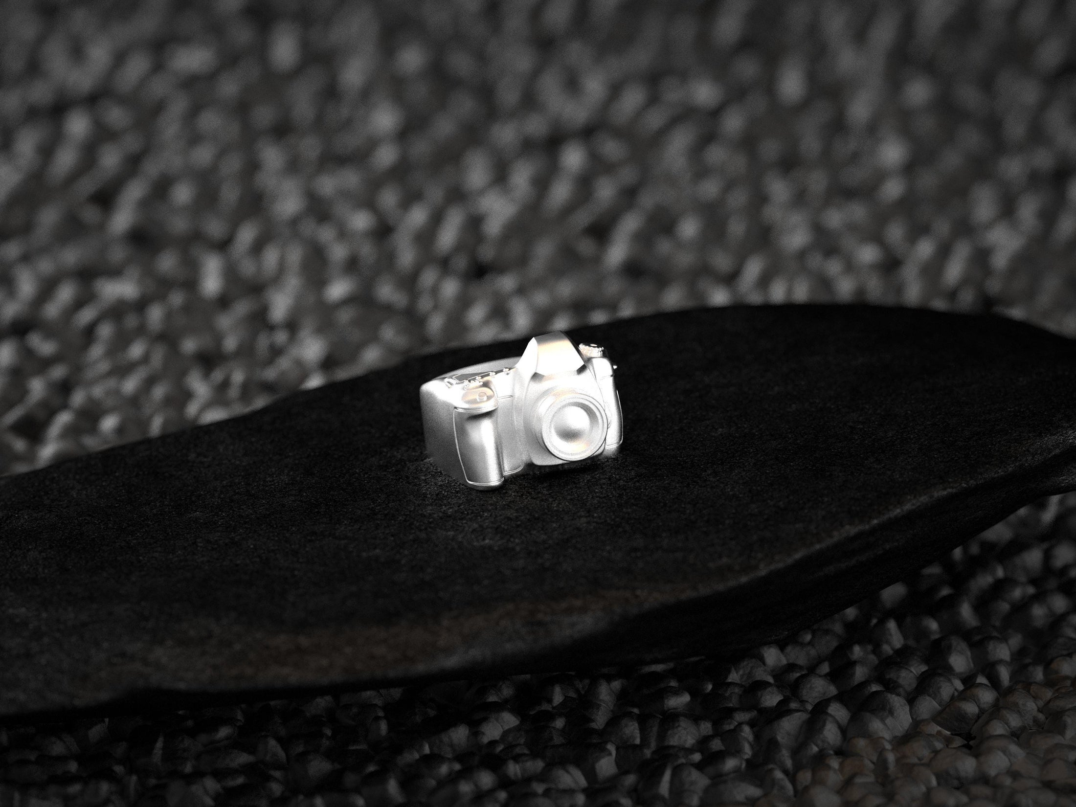 Camera Ring for Photographers – Sterling Silver DSLR-Inspired Ring for Photography Lovers, Creatives & Gift for Him