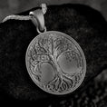 Bild in Galerie-Betrachter laden, Yggrasil Pendant Necklace