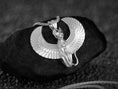 Bild in Galerie-Betrachter laden, Sphinx Pendant