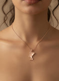 Load image into Gallery viewer, Gold Nefertiti Pendant
