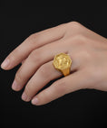 Bild in Galerie-Betrachter laden, Lion & Lioness Ring