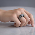 Bild in Galerie-Betrachter laden, Six-Stone Grid Signet Ring – Solid Gold or 925 Silver, Men’s Modern Geometric Ring, Luxury Statement Jewelry