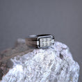 Bild in Galerie-Betrachter laden, Six-Stone Grid Signet Ring – Solid Gold or 925 Silver, Men’s Modern Geometric Ring, Luxury Statement Jewelry