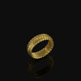 Load image into Gallery viewer, Lizard Scales Band Gold Finish
