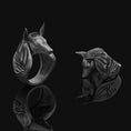 Bild in Galerie-Betrachter laden, Anubis And Eye Of Ra Sterling Silver Ring Oxidized Finish