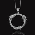 Bild in Galerie-Betrachter laden, Elder Scrolls Pendant