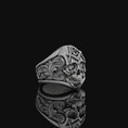 Bild in Galerie-Betrachter laden, Masonic Skull Ring