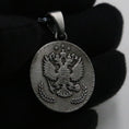 Bild in Galerie-Betrachter laden, Silver Coin Necklace