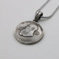 Bild in Galerie-Betrachter laden, Silver Coin Necklace