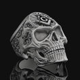 Bild in Galerie-Betrachter laden, Skull Ring, Freemason, Oxidized Finish