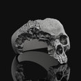 Bild in Galerie-Betrachter laden, Shattered Skull Ring,