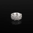 Load image into Gallery viewer, Ornamental Band Ring