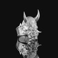 Bild in Galerie-Betrachter laden, Oni Mask Ring