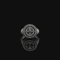 Bild in Galerie-Betrachter laden, Compass Ring