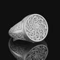 Bild in Galerie-Betrachter laden, Celtic Motif Ring, Silver Celtic, Intricate Design, Historical Jewelry, Irish Heritage, Celtic Knot, Unique Gift, Traditional Celtic Polished Finish