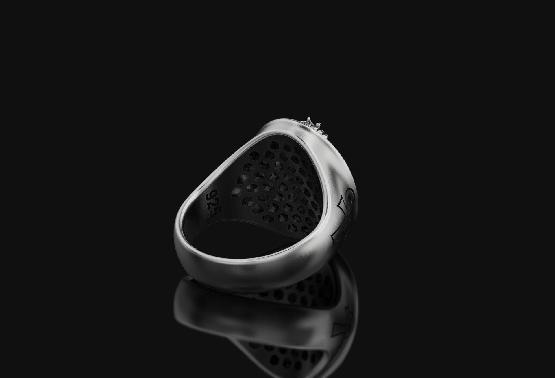 Tutankhamun Signet Ring