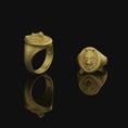Load image into Gallery viewer, Wolf Signet Ring
