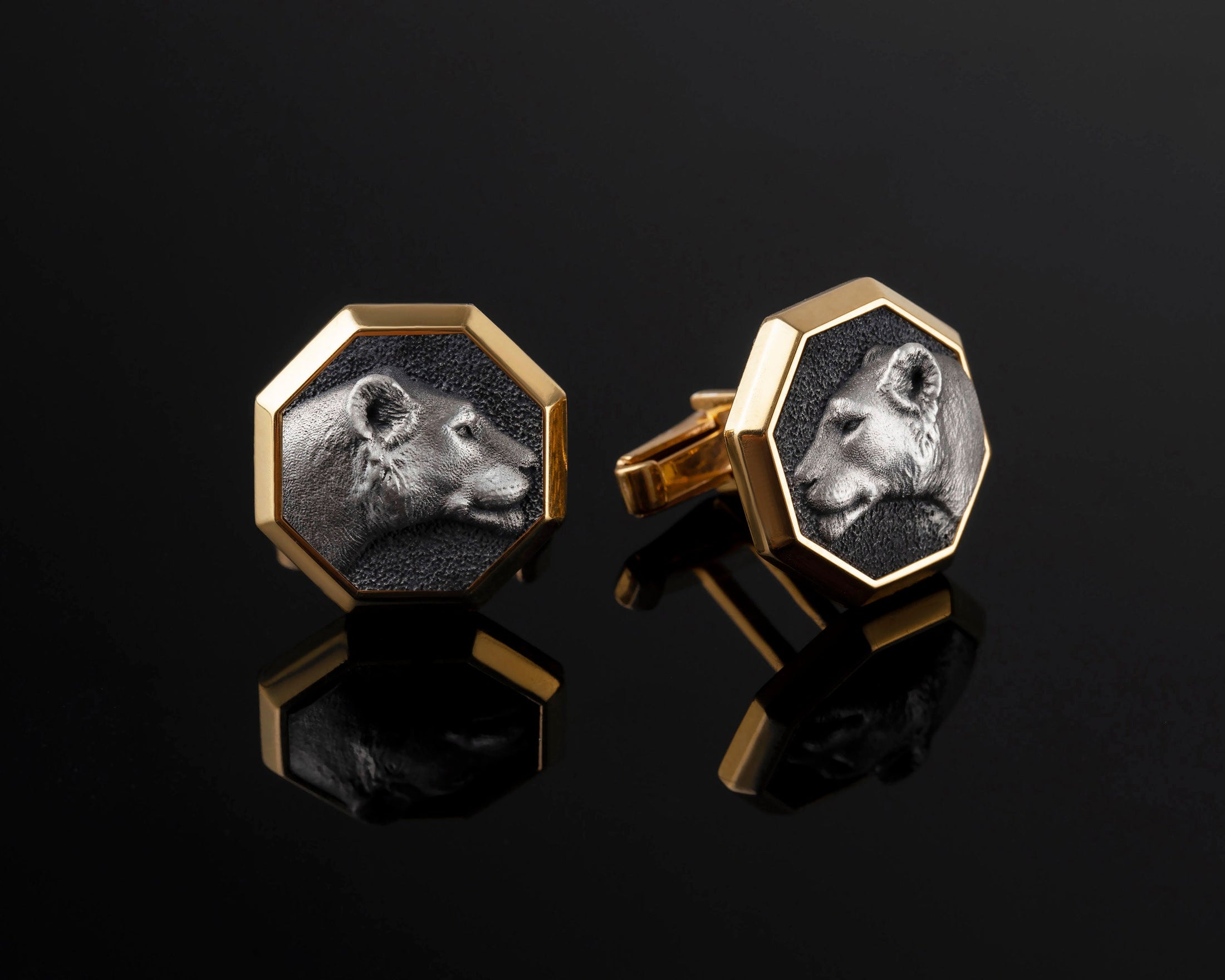 Silver Lioness Cufflink,