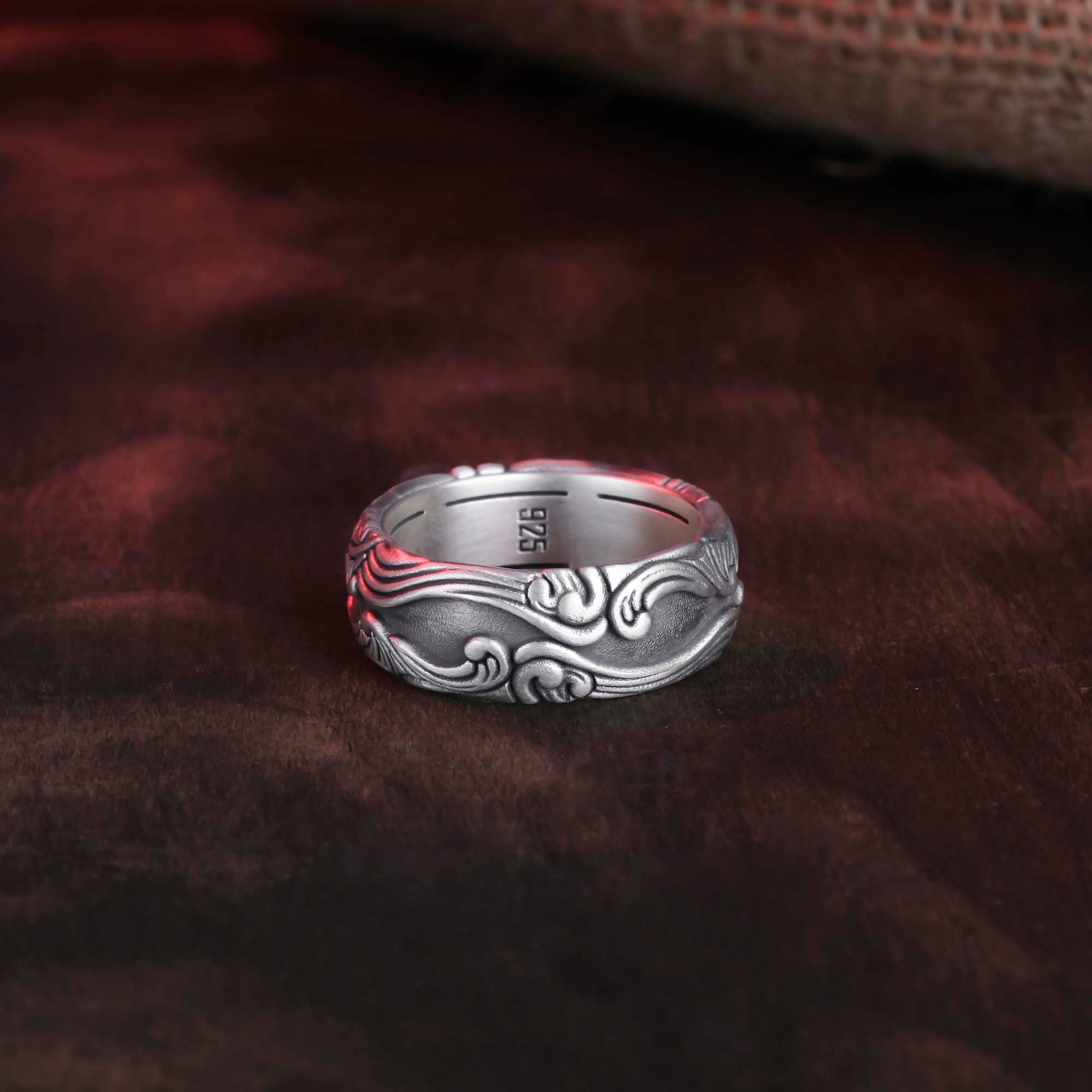 Baroque Flow Band Ring
