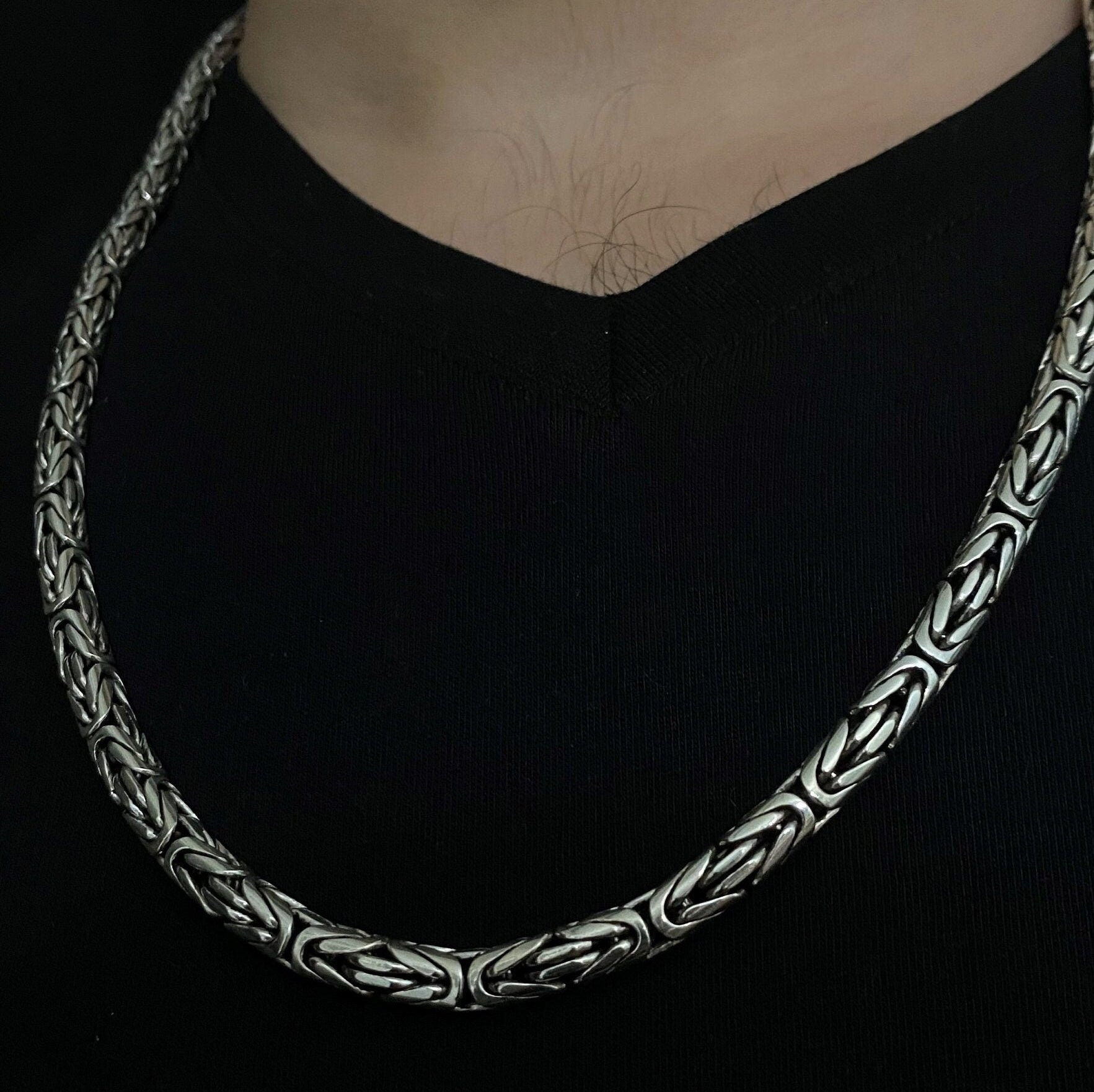 Round Byzantine Chain