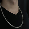 Load image into Gallery viewer, Round Byzantine Chain
