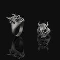 Bild in Galerie-Betrachter laden, Silver Dead Oni Ring, Half-Breed Oni-Hannya Design, Japanese Skull Ring, Unique Yokai Inspired Jewelry, Cultural Mythology Piece
