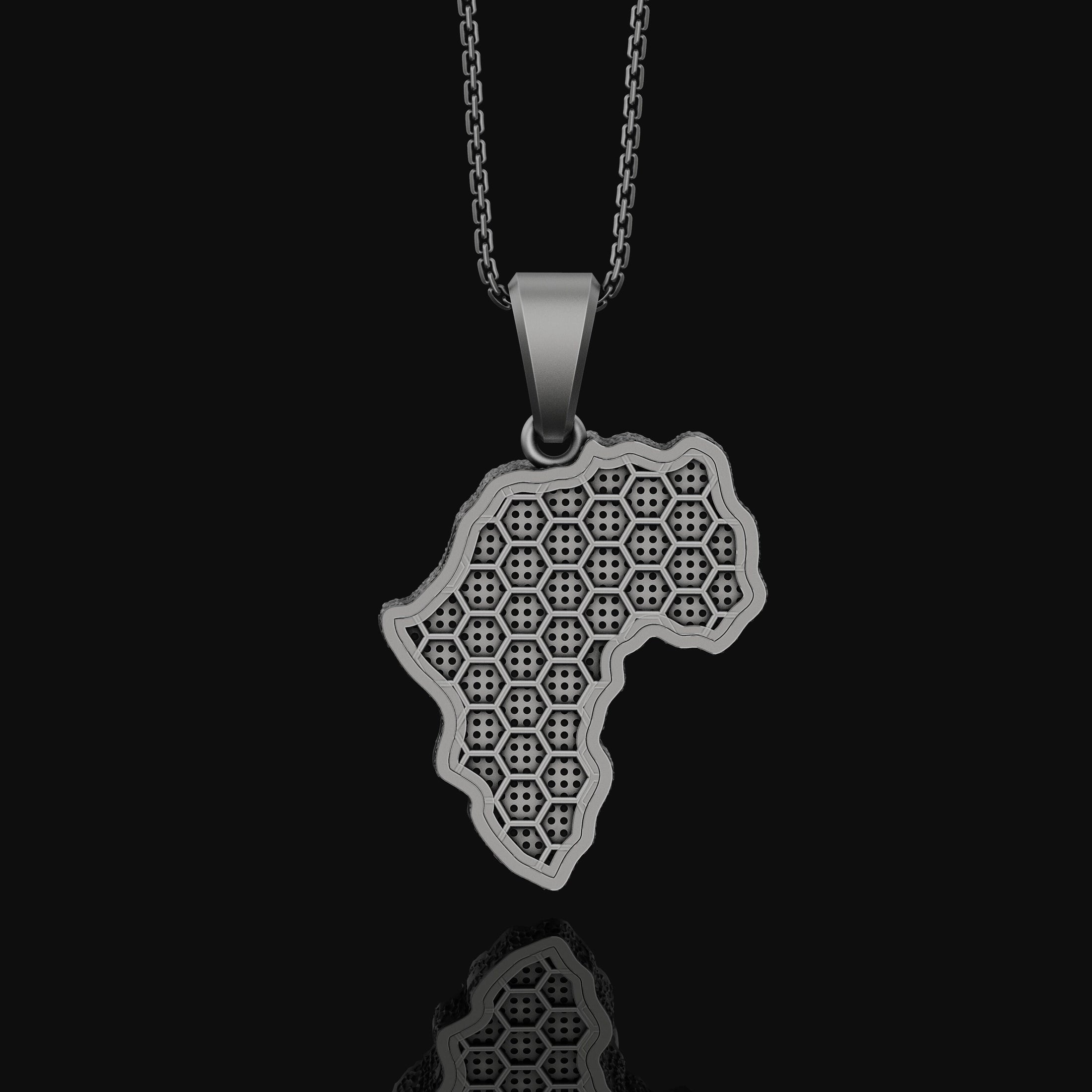 Silver Africa Continent Shaped Lion Head Necklace - Majestic Safari Style Pendant, Elegant Wildlife African Pride Jewelry