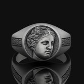 Silver Venus Ring - Roman Goddess of Love Jewelry, Astrological Feminine Symbol, Elegant Beauty Ring