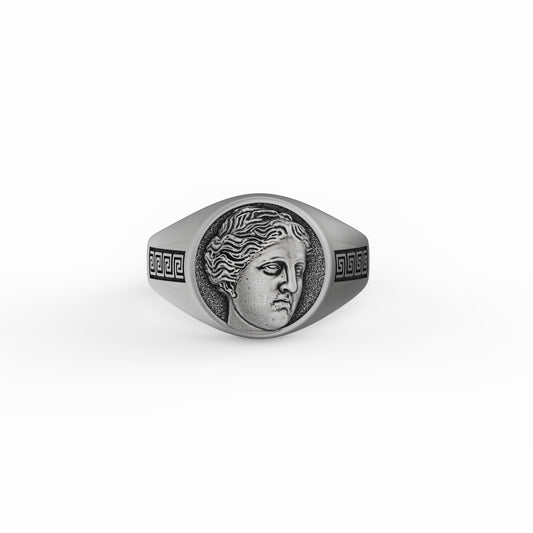 Silver Venus Ring - Roman Goddess of Love Jewelry, Astrological Feminine Symbol, Elegant Beauty Ring