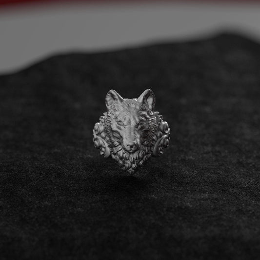 Wolf Head Ring