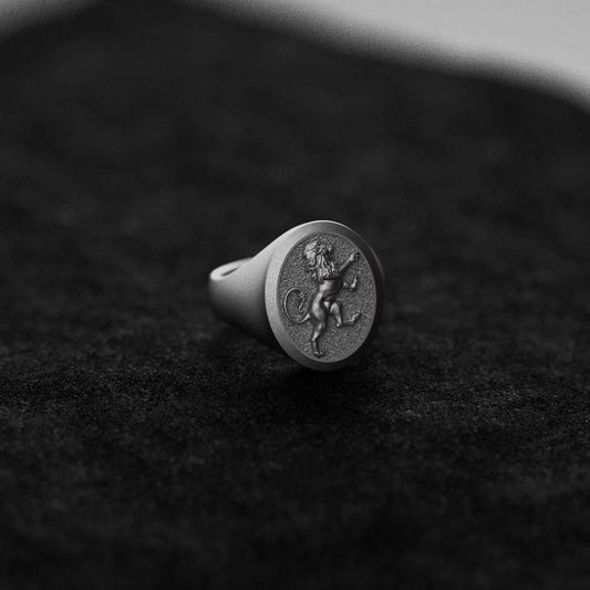Royal Lion Signet Ring