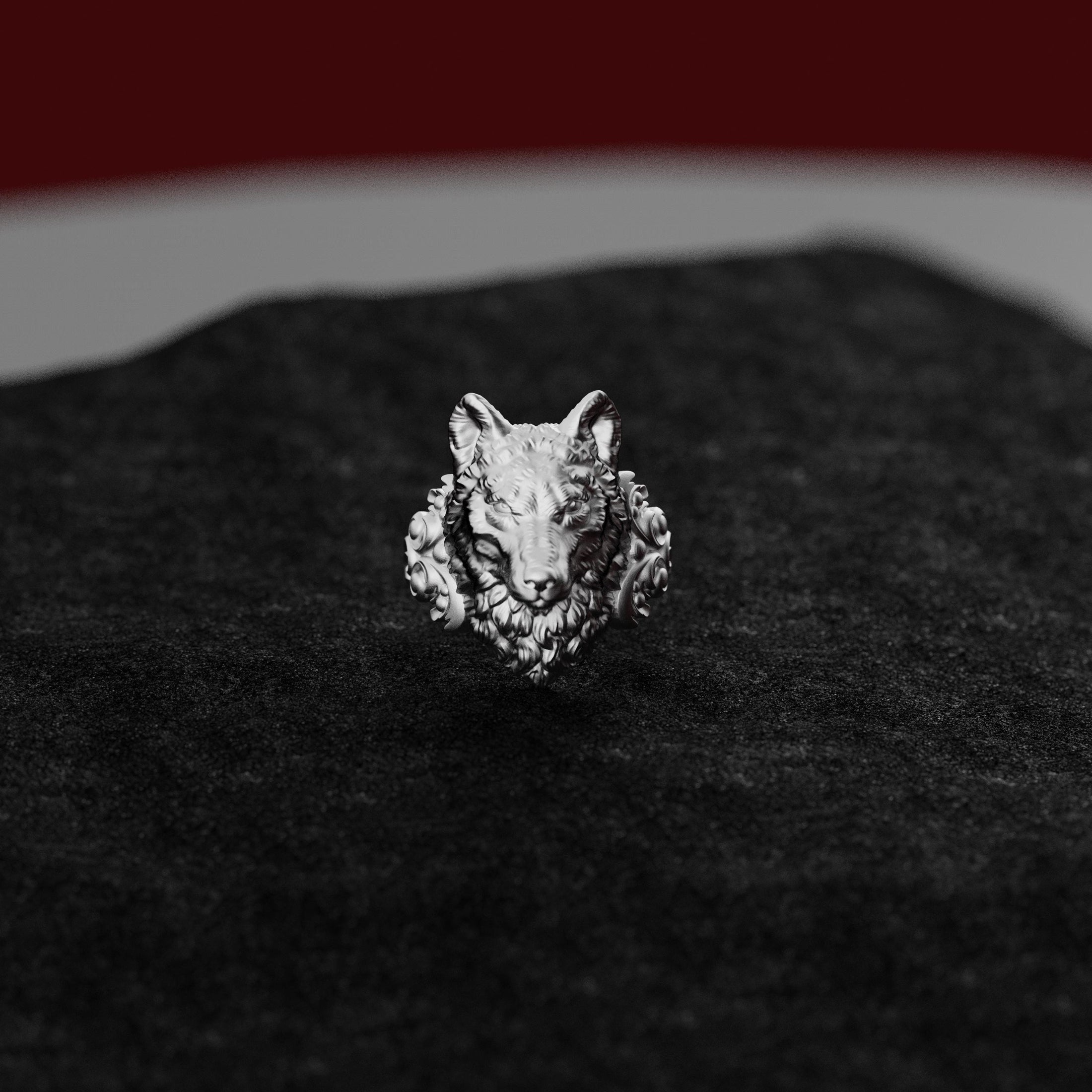 Wolf Head Ring