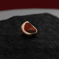 Bild in Galerie-Betrachter laden, Lilith Seal Signet Ring
