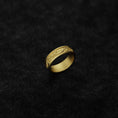 Bild in Galerie-Betrachter laden, 925 Silver Minimalist Floral Wedding Band - Engravable Ring, Elegant Nature-Inspired Design, Personalized Gift for Her or Him
