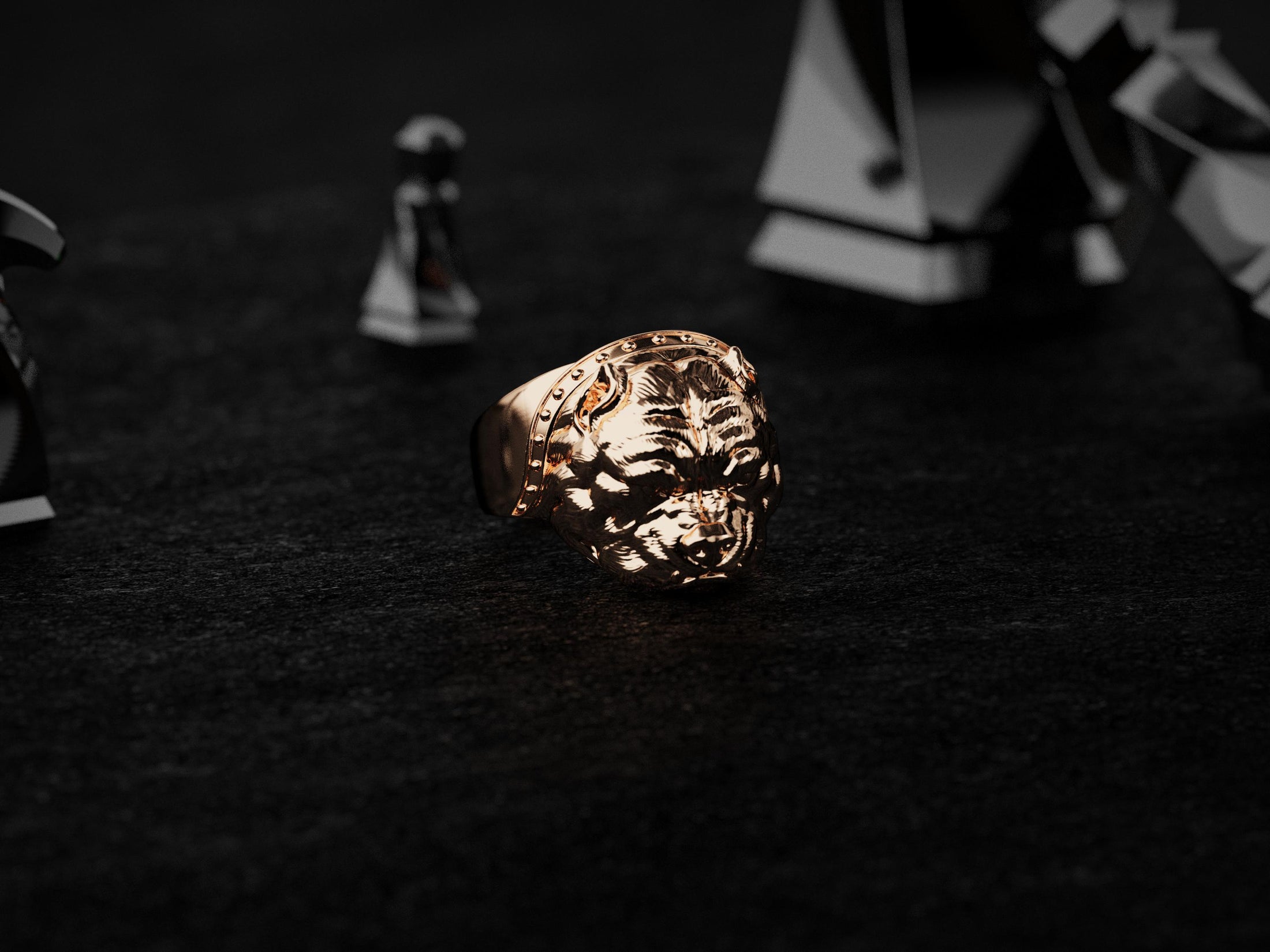Rose gold-plated dog ring with fierce and stylish look.