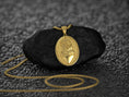 Bild in Galerie-Betrachter laden, Gold plated Sacred Heart of Jesus religious medal necklace for gifting
