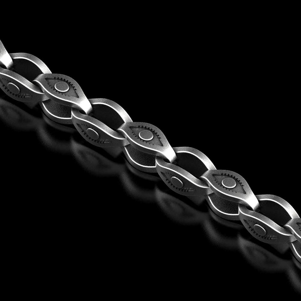 Evil Eye Chain Necklace – Symbolic Eye Link in Oxidized & Plated Silver