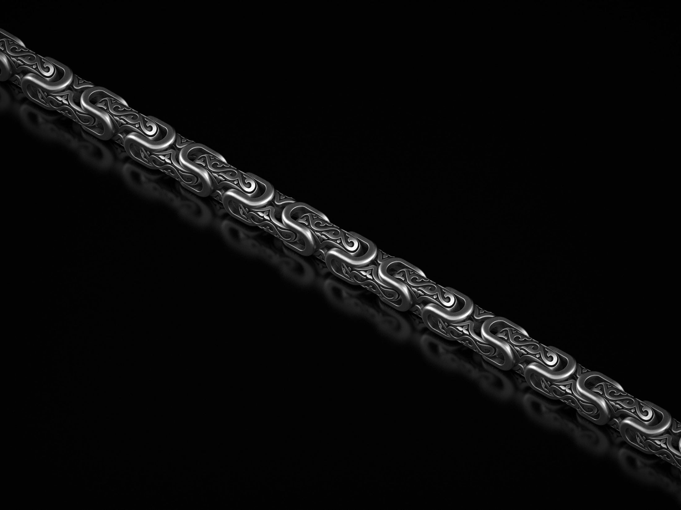 Full oxidized baroque-style chain view in silver