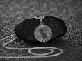 Bild in Galerie-Betrachter laden, Pisces Pendant
