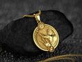 Bild in Galerie-Betrachter laden, Sagittarius Pendant
